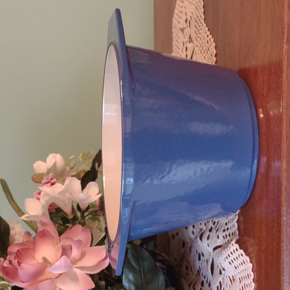 Le Creuset Blue Fondue Pot - Picture 1 of 5